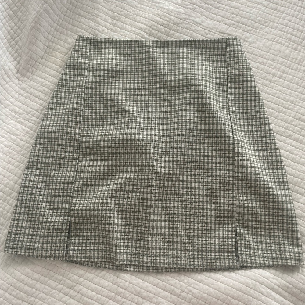 BRANDY MELVILLE JOHN GALT PLAID GREEN SKIRT